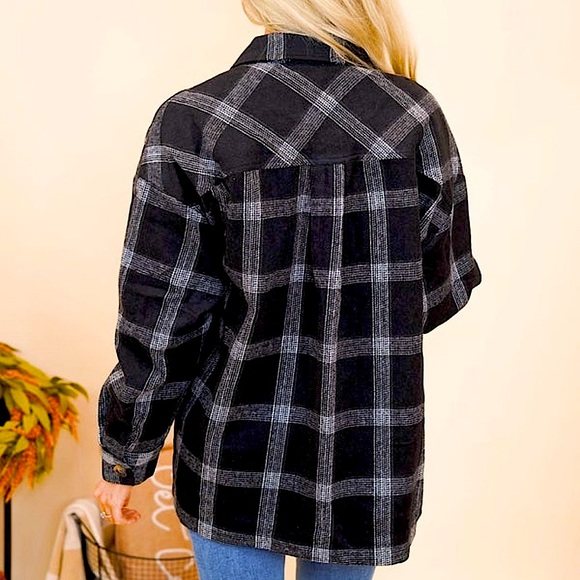 ☃️BOGO50%☃️ 🆕🖤EESOME: Button Down Shacket SMALL MEDIUM •SEE VIDEO• - Picture 7 of 12